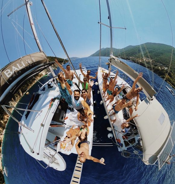 vacanta pe barca, catamaran, velier, insulele ionice,